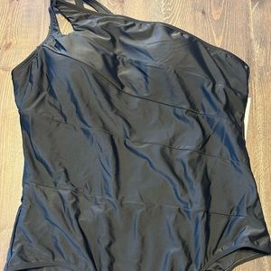 Women’s One Shoulder Swimsuit, Black, Size 20W, NWT